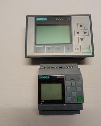 Siemens PLC Logo con pannello operatore