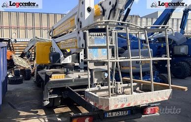 Piattaforma autocarrata 21 MT