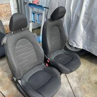 Sedili e pannelli Alfa Romeo Mito