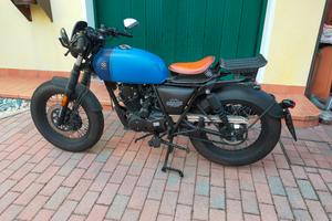 moto Brixton Rayburn 125