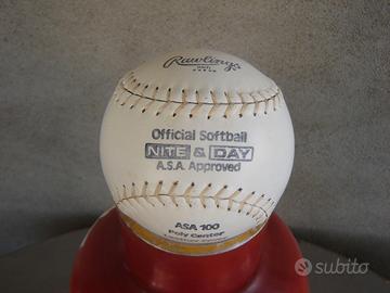 SOFTBALL OFFICIAL BALLS