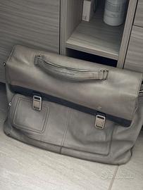 Borsa ventiquattrore Piquadro originale in pelle