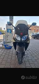 SCOUTER YAMAHA T-MAX 500