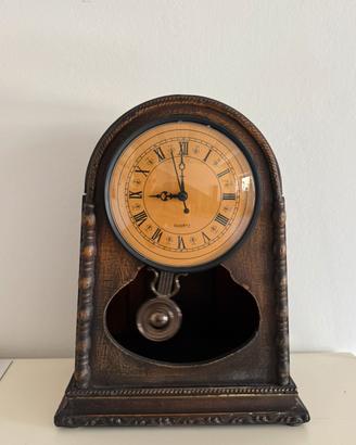 Orologio da tavolo vintage al quarzo in legno