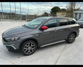 FIAT Tipo (2015-->) - Tipo 1.5 Hybrid DCT SW Red