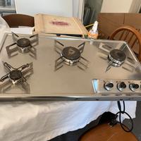 piano cottura 4 fuochi