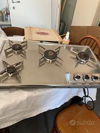 piano cottura 4 fuochi