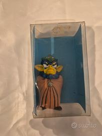 mini-personaggio da collezione di Re Vega