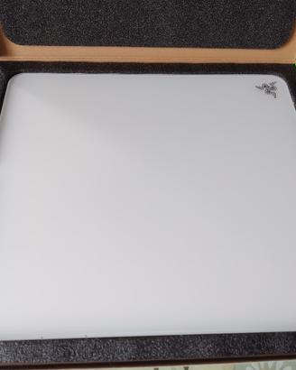 Atlas Razer mouse pad vetro temperato