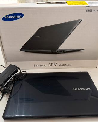 Samsung computer portatile ATIV book 9 lite