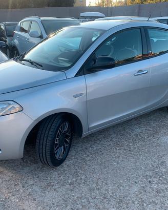 LANCIA YPSILON -FINANZIABILE