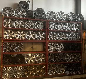 Stock 738 cerchi in lega 15–21 pollici