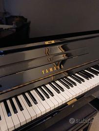 Pianoforte Yamaha  verticale