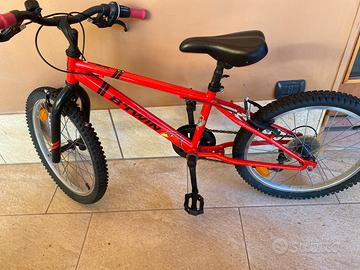 Bicicletta B'Twin Racing Boy 320 da 20 pollici