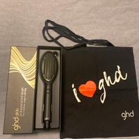 Piastra per capelli GHD con tote bag