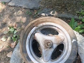 cerchioni e gomma moto