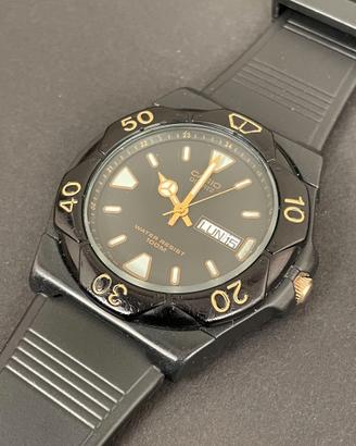 Casio MW-300 vintage con module 394 (giorno/data)