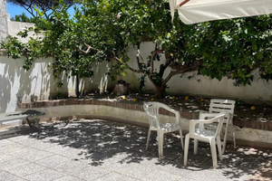 Casamicciola Terme-centrale bilocale con giardino