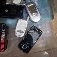  telefonini  vintage mi servono