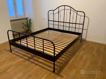 Letto matrimoniale Ikea