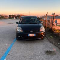 Fiesta 1.4tdci allestimento st “UNICA”  vedi foto