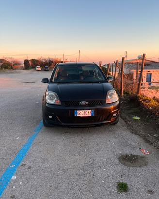 Fiesta 1.4tdci allestimento st “UNICA”  vedi foto
