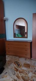 Comò con specchio