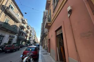Negozio Bari [localevianapoli140VCG] (Libertà)