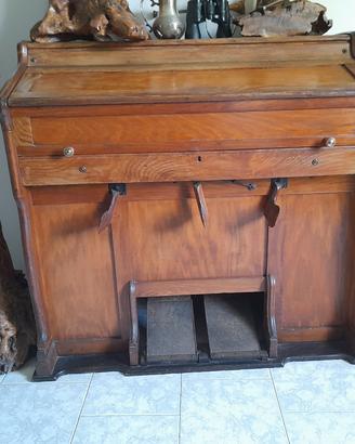 organo fine 800 della ditta Tubi di Lecco