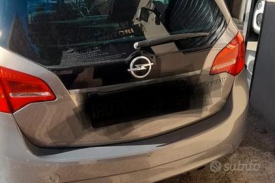Opel Meriva B 1.4 GPL benzina del 2012