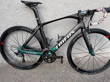 Bici da corsa in carbonio PERFETT.A 11v ultegra