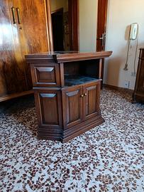 Credenza angolare in legno