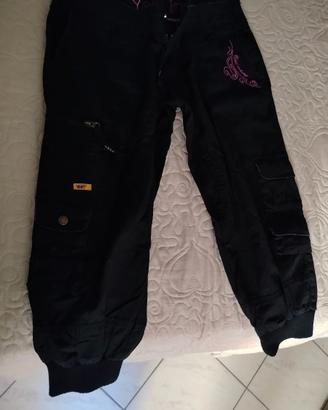 Pantaloni sotto il  ginocchio modello cargo