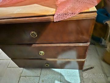 cassettiera in legno