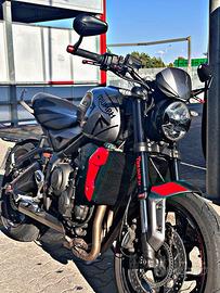 Triumph trident 660 impeccabile e full optional