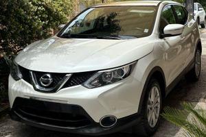 NISSAN Quasqai