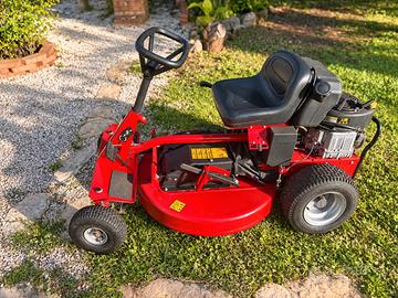 Trattorino SNAPPER RER200 17,5 HP con carrello