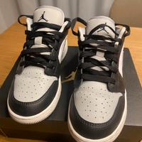 Nike Air Jordan 1 Low grey smoke numero 37,5