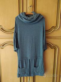 Maglia leggera lunga smanicata tipo tunica