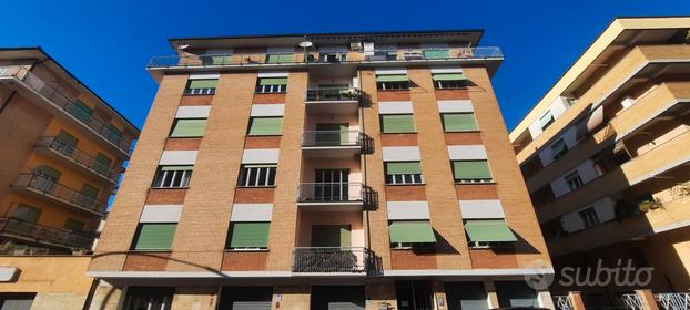 Rieti - Appartamento con ampio balcone