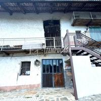 TERRATETTO CON CORTILE PRIVATO!