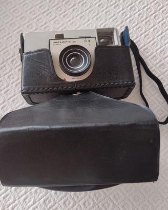 KODAK INSTAMATIC 25 Camera