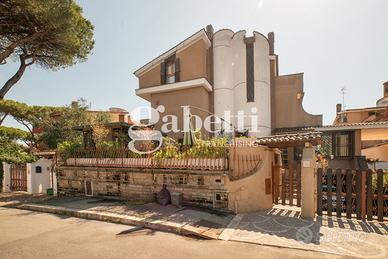 Villa o villino Roma [Cod. rif 3163584VRG]