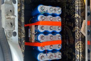 Amplificatore  batterie box e subwoofer 