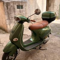 Vespa et4 125