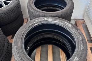 Continental 255/45 R20 Estive – Treno 4 Gomme