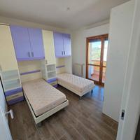 Cameretta completa con due letti + materassi