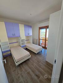 Cameretta completa con due letti + materassi