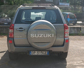 Suzuki Grand Vitara 1.9 DDiS 2008 danneggiata