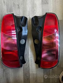 Accessori Lancia Ypsilon Del  2004